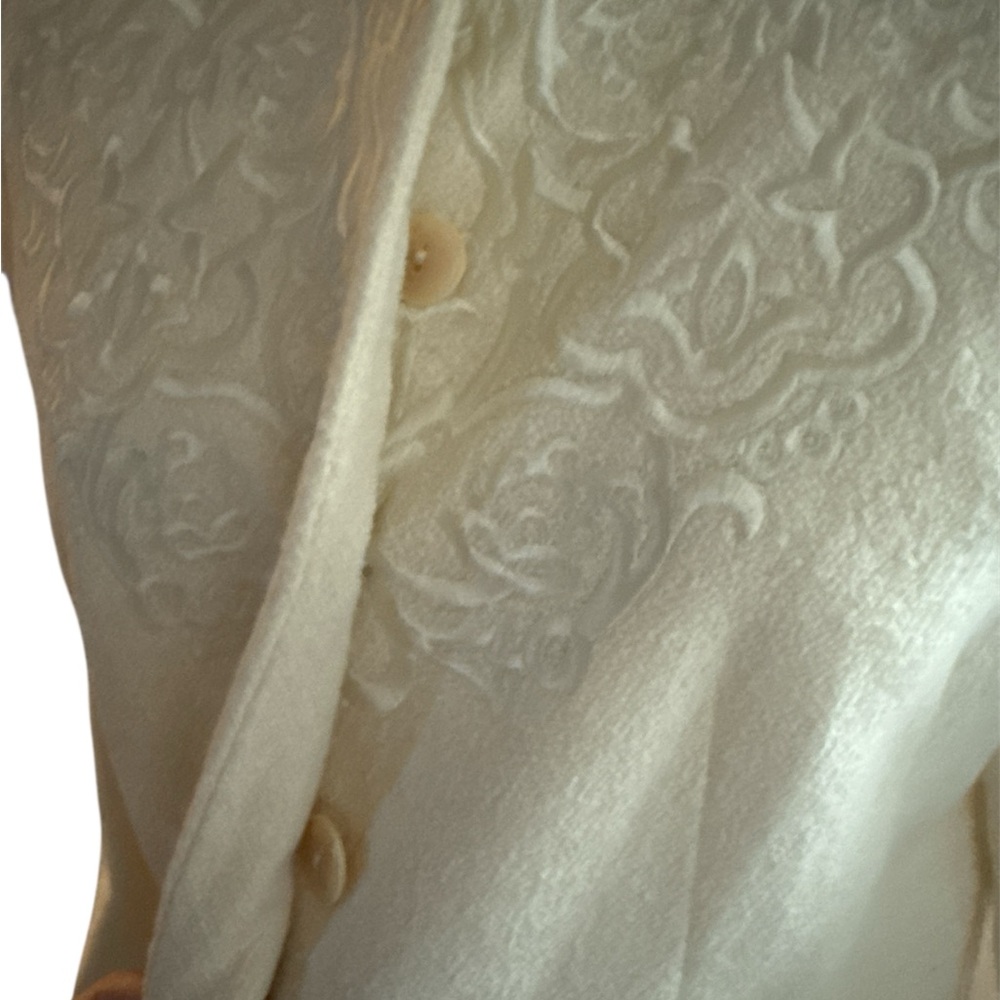 Escada Cream Floral Embroidered Blazer - Picture 5 of 6